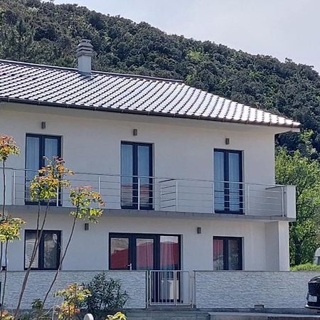 Holiday Apartments Cecilija Supetarska Draga Esterno foto