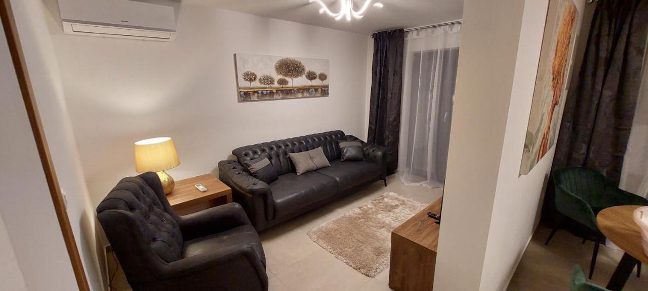 Holiday Apartments Cecilija Supetarska Draga Esterno foto